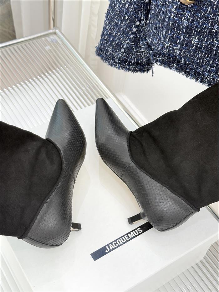 20251128174621164 400